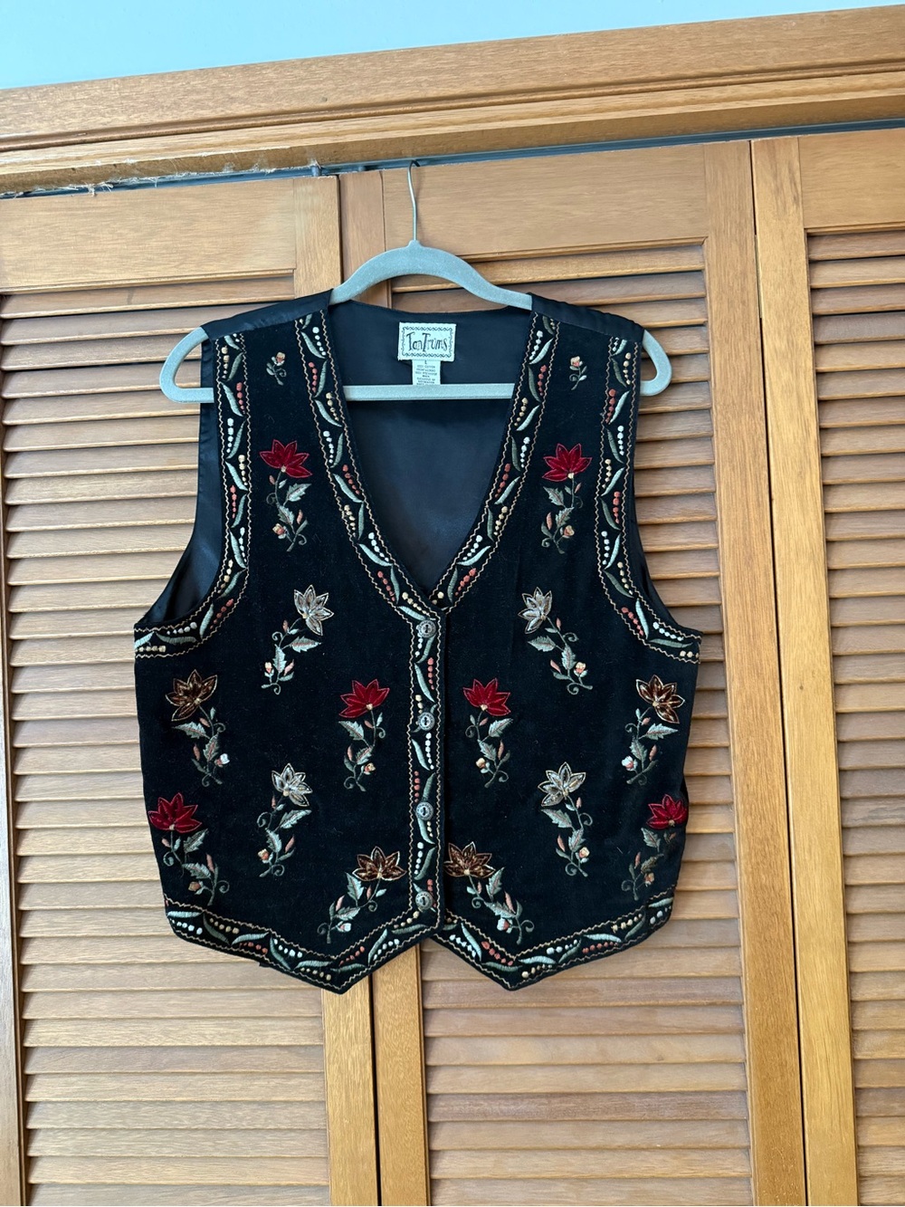 Vintage Embroidered Floral Vest